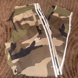 adidas Originals Camo Sweatpants